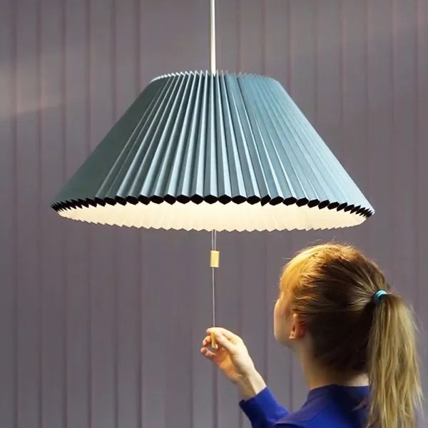 Lámpara colgante LED elástica y creativa