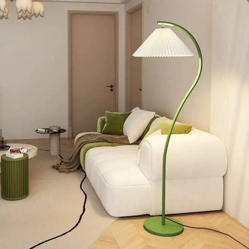 Lámpara de pie moderna de tela LED